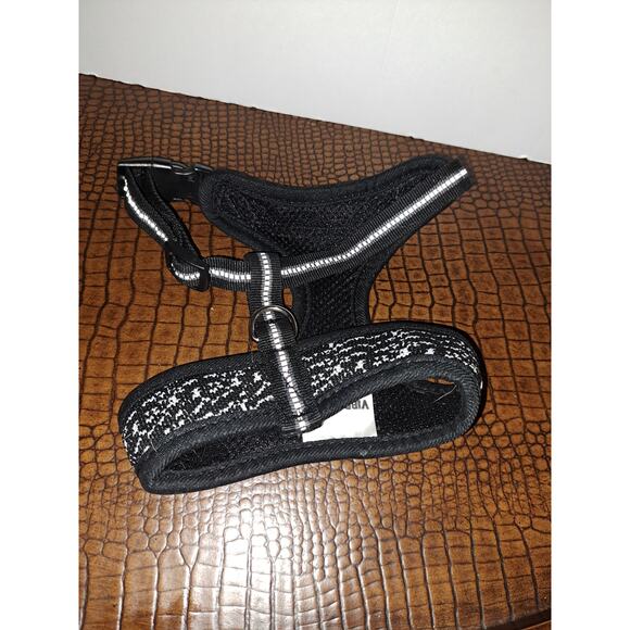 Vibrant Life Black and White XS Dog Harness - Picture 2 of 4
